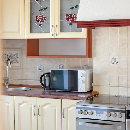 דירה Bright & Spacious Family In With Parking And 3 Balconies By Renters